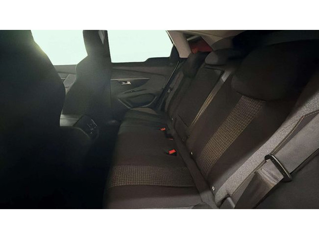 Peugeot3008 BlueHDI 120 S&S Active 88 kW (120 CV) Vehículo usado en Barcelona - 10