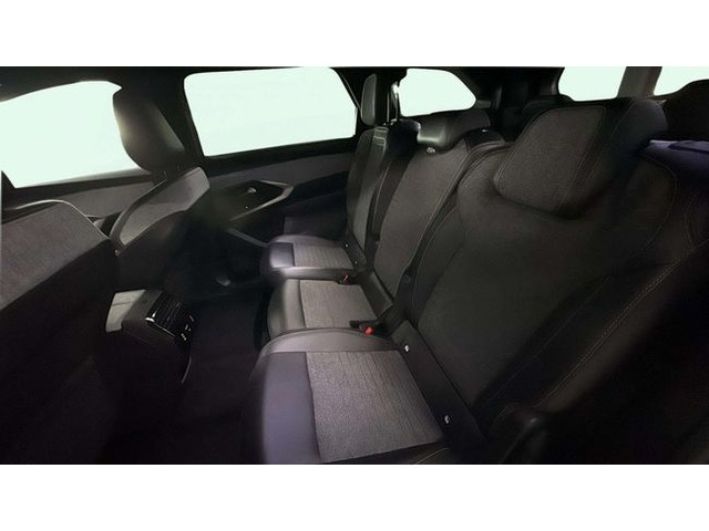 Peugeot5008 Hybrid 1.2 Allure eDCS6 107 kW (145 CV) Vehículo usado en Barcelona - 11
