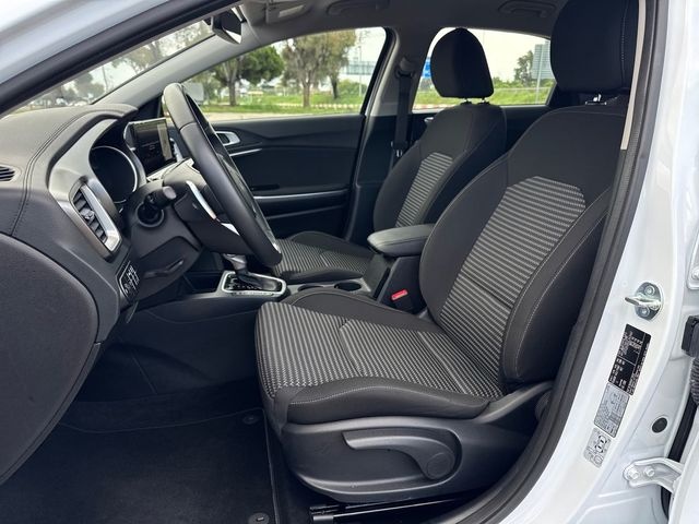 KiaCeed 1.0 MHEV Drive DCT 74 kW (100 CV) Vehículo usado en Barcelona - 8