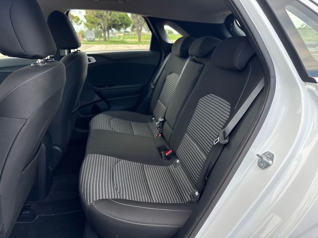 KiaCeed 1.0 MHEV Drive DCT 74 kW (100 CV) Vehículo usado en Barcelona - 9