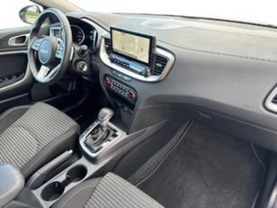 Kia Ceed 1.0 MHEV Drive DCT 74 kW (100 CV) Kia Ceed 1.0 MHEV Drive DCT 74 kW (100 CV)