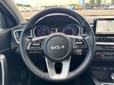Kia Ceed 1.0 MHEV Drive DCT 74 kW (100 CV) Kia Ceed 1.0 MHEV Drive DCT 74 kW (100 CV)
