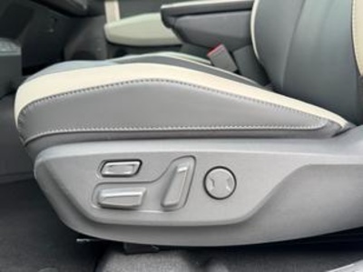 Kia EV3 GT-line Long Range 150 kW (204 CV) Kia EV3 GT-line Long Range 150 kW (204 CV)