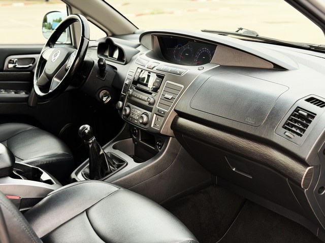 SsangyongRodius D22T Limited 131 kW (178 CV) Vehículo usado en Barcelona - 24
