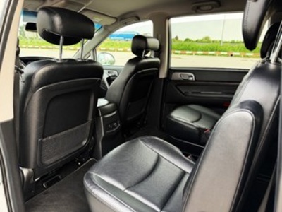 Ssangyong Rodius D22T Limited 131 kW (178 CV) Ssangyong Rodius D22T Limited 131 kW (178 CV)