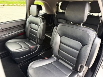 Ssangyong Rodius D22T Limited 131 kW (178 CV) Ssangyong Rodius D22T Limited 131 kW (178 CV)