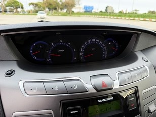 Ssangyong Rodius D22T Limited 131 kW (178 CV)