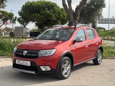 Dacia Sandero Stepway TCe 66 kW (90 CV) Dacia Sandero Stepway TCe 66 kW (90 CV)