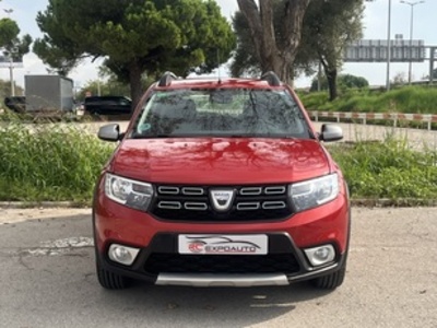 Dacia Sandero Stepway TCe 66 kW (90 CV) Dacia Sandero Stepway TCe 66 kW (90 CV)