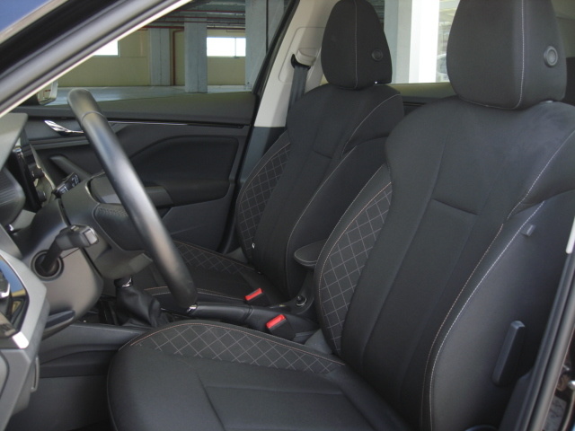 SkodaKamiq 1.0 TSI Ambition 81 kW (110 CV) Vehículo usado en Barcelona - 8