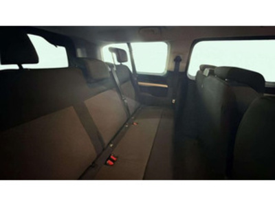Peugeot Traveller BlueHDi 120 Business Long 88 kW (120 CV) Peugeot Traveller BlueHDi 120 Business Long 88 kW (120 CV)