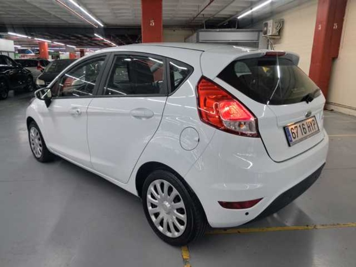 FordFiesta 1.25 Duratec Trend 60 kW (82 CV) Vehículo usado en Barcelona - 18 FordFiesta 1.25 Duratec Trend 60 kW (82 CV) Vehículo usado en Barcelona - 18