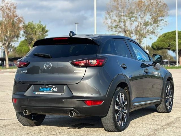 MazdaCX-3 2.0 G Zenith 2WD AT 89 kW (121 CV) Vehículo usado en Barcelona - 4 MazdaCX-3 2.0 G Zenith 2WD AT 89 kW (121 CV) Vehículo usado en Barcelona - 4