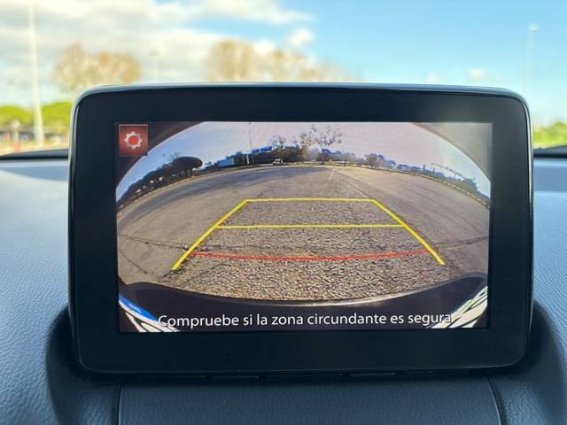 MazdaCX-3 2.0 G Zenith 2WD AT 89 kW (121 CV) Vehículo usado en Barcelona - 14