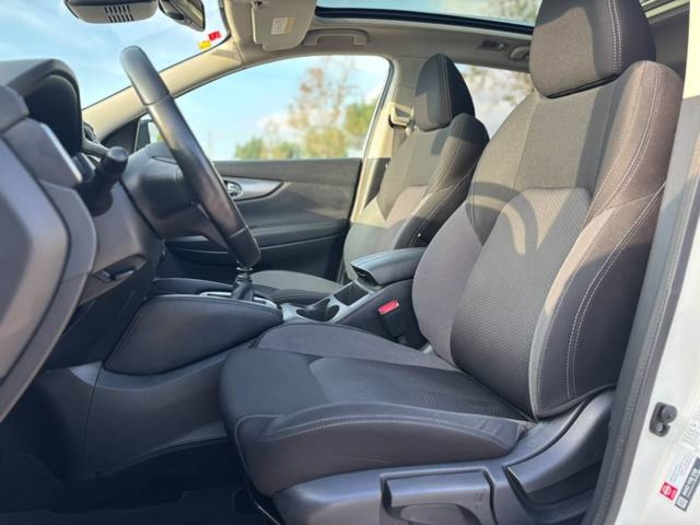 NissanQashqai DIG-T 140 Tekna 4x2 103 kW (140 CV) Vehículo usado en Barcelona - 8 NissanQashqai DIG-T 140 Tekna 4x2 103 kW (140 CV) Vehículo usado en Barcelona - 8