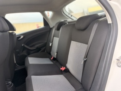 SEAT Ibiza 1.0 Style Connect 55 kW (75 CV) SEAT Ibiza 1.0 Style Connect 55 kW (75 CV)