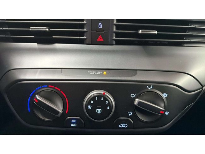 Hyundaii20 1.2 MPI Klass 59 kW (79 CV) Vehículo usado en Barcelona - 18 Hyundaii20 1.2 MPI Klass 59 kW (79 CV) Vehículo usado en Barcelona - 18