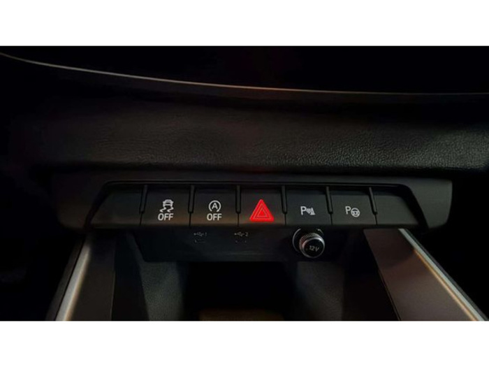 AudiA1 Sportback Adrenalin 25 TFSI 70 kW (95 CV) Vehículo usado en Barcelona - 16 AudiA1 Sportback Adrenalin 25 TFSI 70 kW (95 CV) Vehículo usado en Barcelona - 16