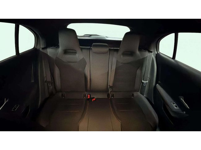 Mercedes-BenzClase A 180 100 kW (136 CV) Vehículo usado en Barcelona - 8