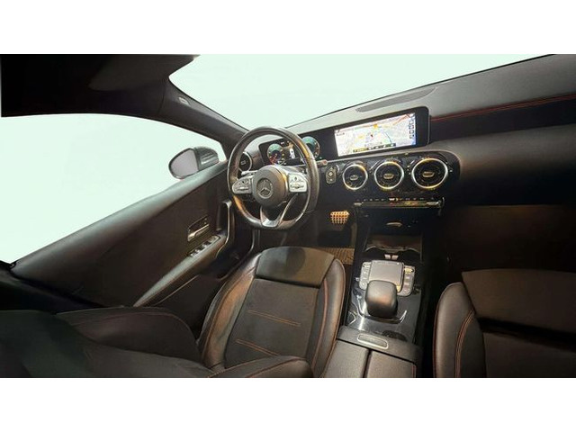 Mercedes-BenzClase A 180 100 kW (136 CV) Vehículo usado en Barcelona - 11