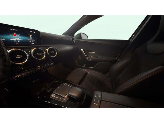 Mercedes-BenzClase A 180 100 kW (136 CV) Vehículo usado en Barcelona - 18