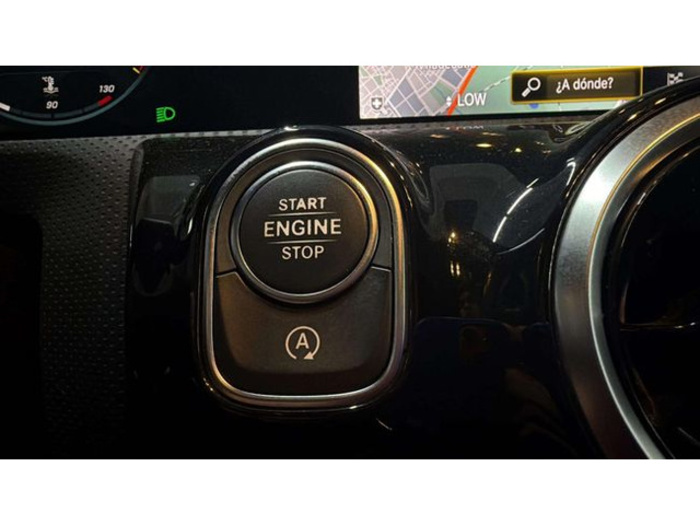 Mercedes-BenzClase A 180 100 kW (136 CV) Vehículo usado en Barcelona - 19 Mercedes-BenzClase A 180 100 kW (136 CV) Vehículo usado en Barcelona - 19