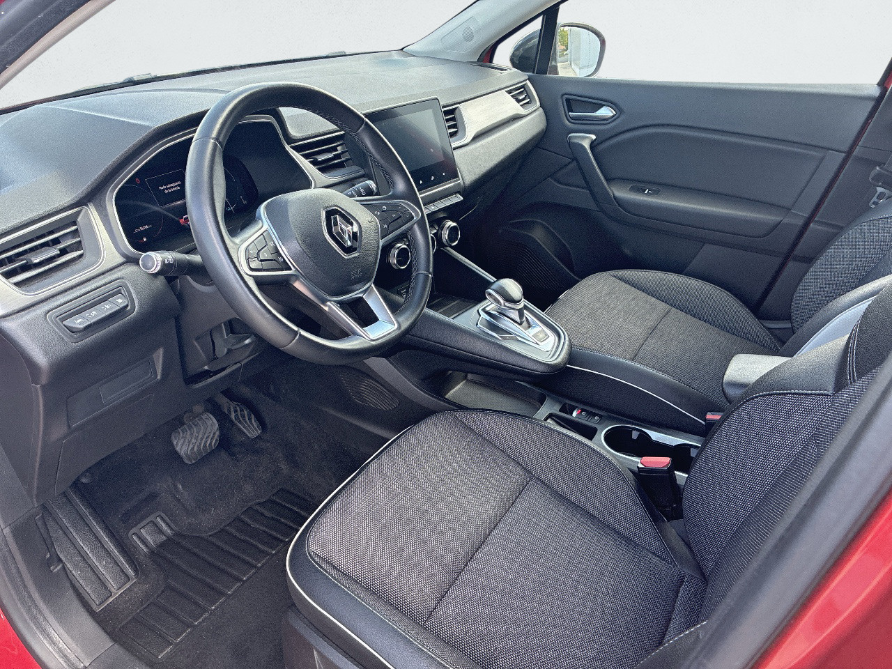 Renault Captur Zen E-TECH Híbrido enchufable 118 kW (160 CV) - foto 4 de Renault Captur