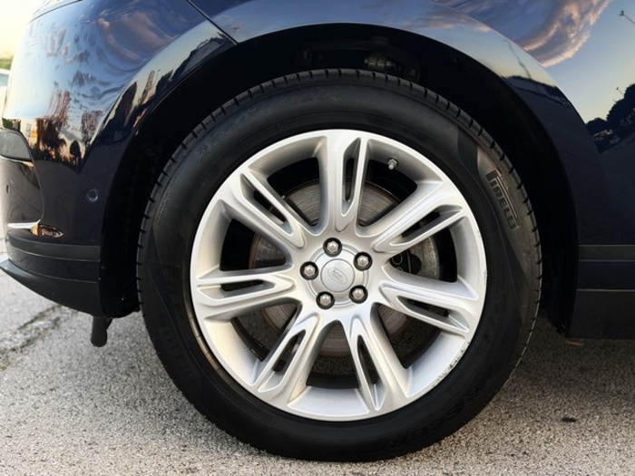 Land RoverRange Rover Velar 2.0D I4 MHEV S 4WD Auto 150 kW (204 CV) Vehículo usado en Barcelona - 13 Land RoverRange Rover Velar 2.0D I4 MHEV S 4WD Auto 150 kW (204 CV) Vehículo usado en Barcelona - 13