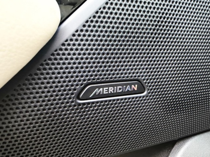 Land RoverRange Rover Velar 2.0D I4 MHEV S 4WD Auto 150 kW (204 CV) Vehículo usado en Barcelona - 16 Land RoverRange Rover Velar 2.0D I4 MHEV S 4WD Auto 150 kW (204 CV) Vehículo usado en Barcelona - 16