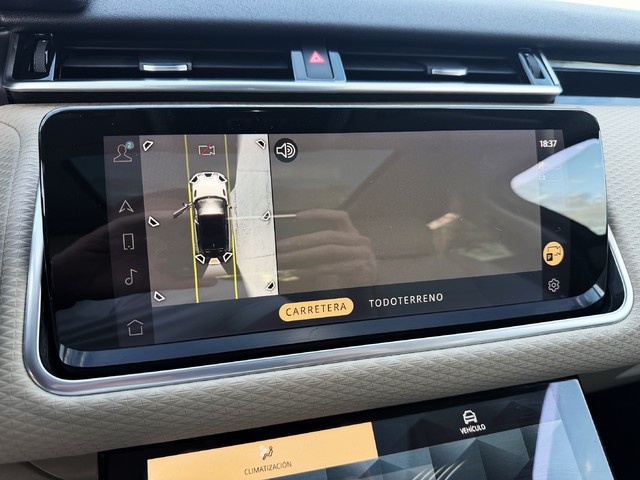 Land RoverRange Rover Velar 2.0D I4 MHEV S 4WD Auto 150 kW (204 CV) Vehículo usado en Barcelona - 23