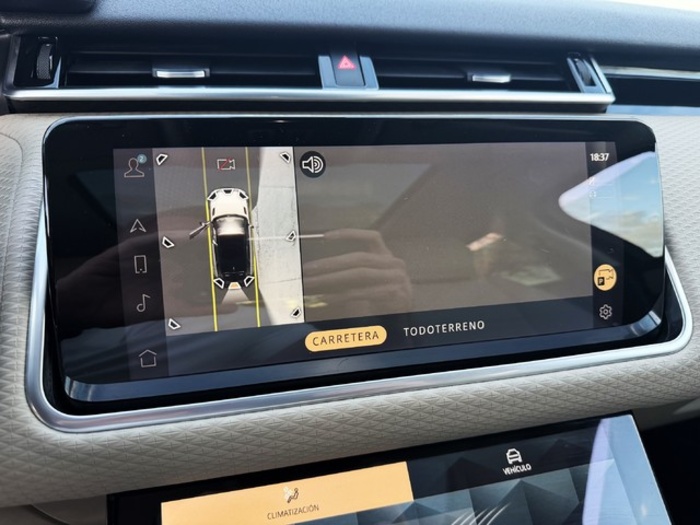 Land RoverRange Rover Velar 2.0D I4 MHEV S 4WD Auto 150 kW (204 CV) Vehículo usado en Barcelona - 23 Land RoverRange Rover Velar 2.0D I4 MHEV S 4WD Auto 150 kW (204 CV) Vehículo usado en Barcelona - 23