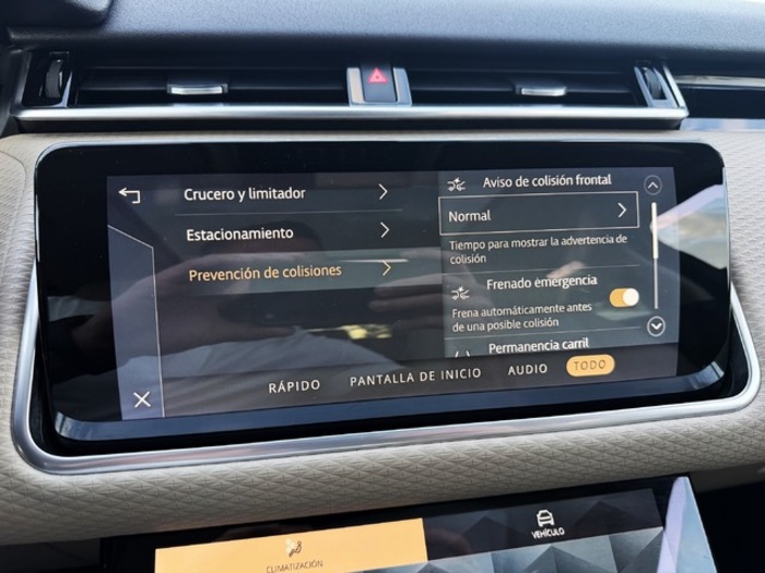 Land RoverRange Rover Velar 2.0D I4 MHEV S 4WD Auto 150 kW (204 CV) Vehículo usado en Barcelona - 27 Land RoverRange Rover Velar 2.0D I4 MHEV S 4WD Auto 150 kW (204 CV) Vehículo usado en Barcelona - 27