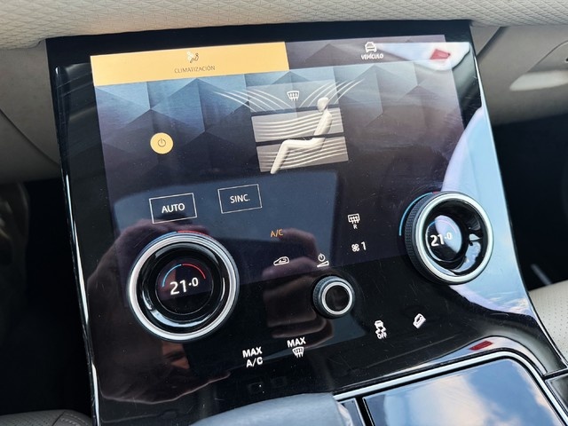 Land RoverRange Rover Velar 2.0D I4 MHEV S 4WD Auto 150 kW (204 CV) Vehículo usado en Barcelona - 30
