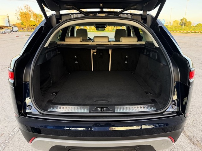 Land RoverRange Rover Velar 2.0D I4 MHEV S 4WD Auto 150 kW (204 CV) Vehículo usado en Barcelona - 36 Land RoverRange Rover Velar 2.0D I4 MHEV S 4WD Auto 150 kW (204 CV) Vehículo usado en Barcelona - 36