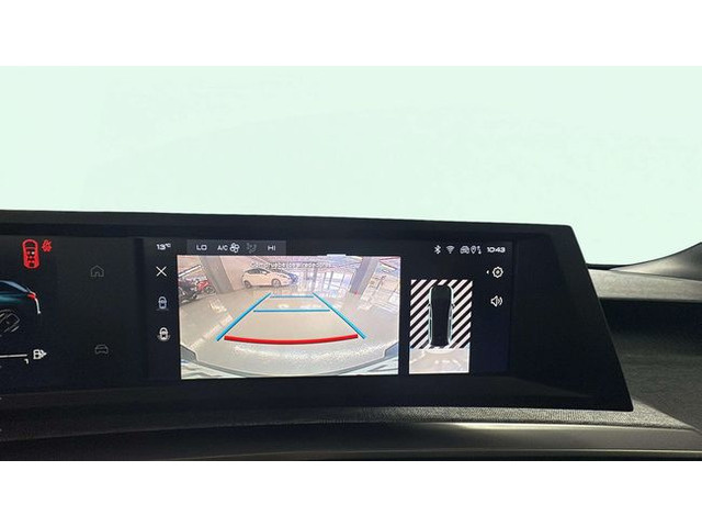 Peugeot5008 Hybrid 1.2 Allure eDCS6 107 kW (145 CV) Vehículo usado en Barcelona - 16