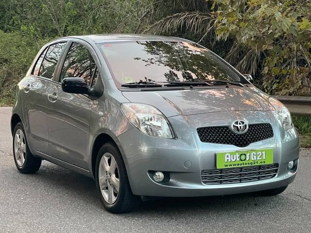 ToyotaYaris 1.3 VVT-i Sol 64 kW (87 CV) Vehículo usado en Barcelona - 6
