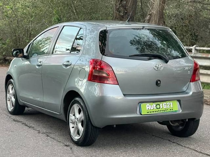 ToyotaYaris 1.3 VVT-i Sol 64 kW (87 CV) Vehículo usado en Barcelona - 8 ToyotaYaris 1.3 VVT-i Sol 64 kW (87 CV) Vehículo usado en Barcelona - 8