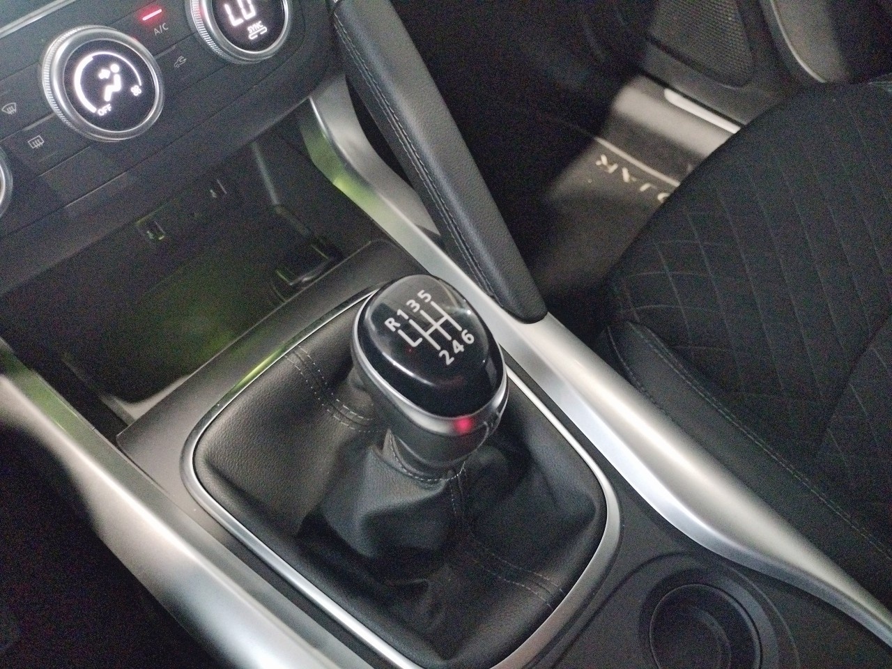 Renault Kadjar Techno TCe GPF 103 kW (140 CV) - foto 7 de Renault Kadjar