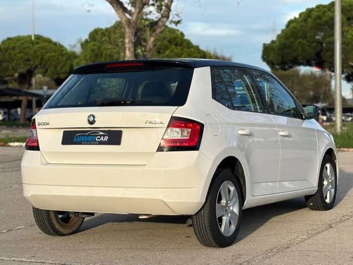 SkodaFabia 1.2 TSI Ambition DSG 81 kW (110 CV) Vehículo usado en Barcelona - 4 SkodaFabia 1.2 TSI Ambition DSG 81 kW (110 CV) Vehículo usado en Barcelona - 4