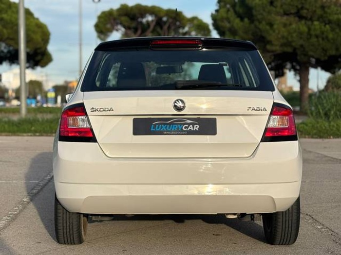 SkodaFabia 1.2 TSI Ambition DSG 81 kW (110 CV) Vehículo usado en Barcelona - 5 SkodaFabia 1.2 TSI Ambition DSG 81 kW (110 CV) Vehículo usado en Barcelona - 5