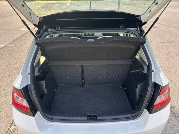 SkodaFabia 1.2 TSI Ambition DSG 81 kW (110 CV) Vehículo usado en Barcelona - 14 SkodaFabia 1.2 TSI Ambition DSG 81 kW (110 CV) Vehículo usado en Barcelona - 14