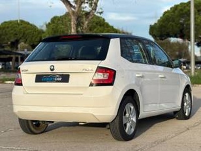 Skoda Fabia 1.2 TSI Ambition DSG 81 kW (110 CV) Skoda Fabia 1.2 TSI Ambition DSG 81 kW (110 CV)