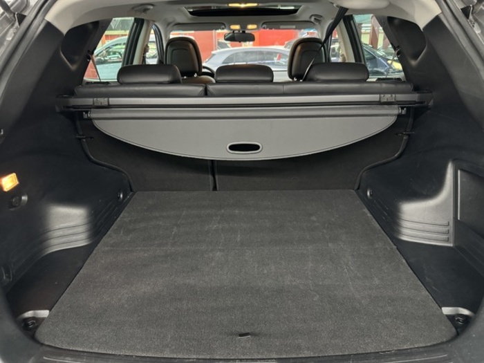 Hyundaiix35 1.7 CRDI GLS Comfort Sky 4x2 85 kW (116 CV) Vehículo usado en Barcelona - 11 Hyundaiix35 1.7 CRDI GLS Comfort Sky 4x2 85 kW (116 CV) Vehículo usado en Barcelona - 11
