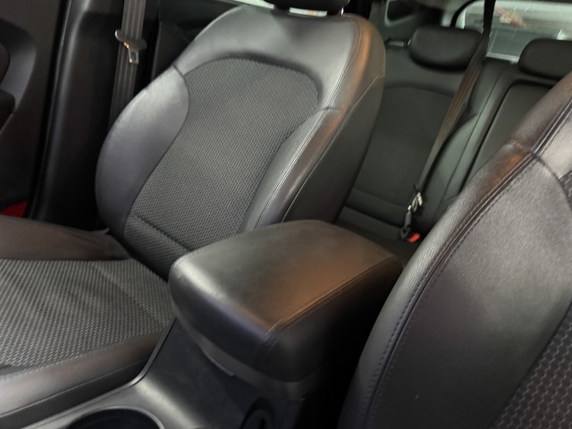 Hyundaiix35 1.7 CRDI GLS Comfort Sky 4x2 85 kW (116 CV) Vehículo usado en Barcelona - 23