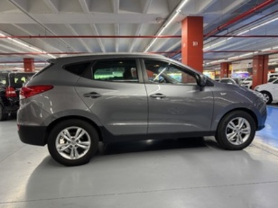 Hyundai ix35 1.7 CRDI GLS Comfort Sky 4x2 85 kW (116 CV) Hyundai ix35 1.7 CRDI GLS Comfort Sky 4x2 85 kW (116 CV)