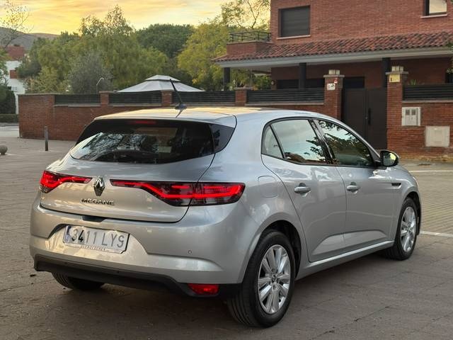 RenaultMegane Intens TCe 103 kW (140 CV) GPF Vehículo usado en Barcelona - 6