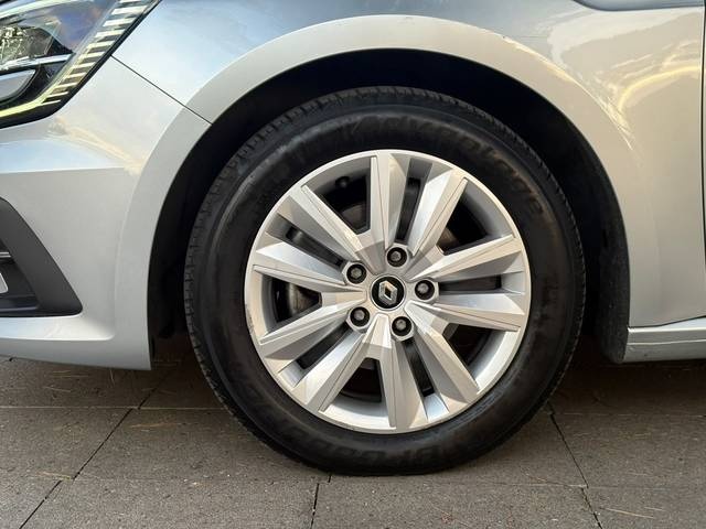 RenaultMegane Intens TCe 103 kW (140 CV) GPF Vehículo usado en Barcelona - 8