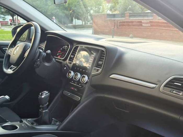 RenaultMegane Intens TCe 103 kW (140 CV) GPF Vehículo usado en Barcelona - 20 RenaultMegane Intens TCe 103 kW (140 CV) GPF Vehículo usado en Barcelona - 20