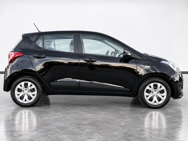 Hyundaii10 1.2 Black Line 64 kW (87 CV) Vehículo usado en Barcelona - 3