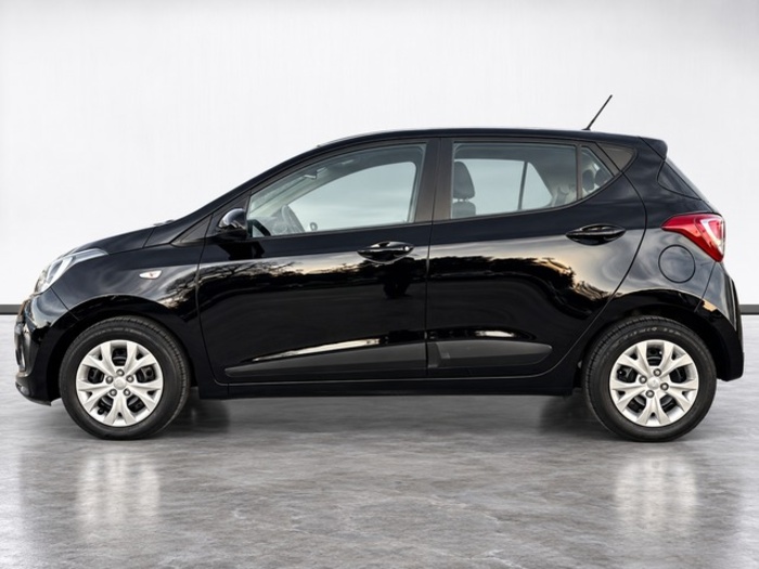 Hyundaii10 1.2 Black Line 64 kW (87 CV) Vehículo usado en Barcelona - 4 Hyundaii10 1.2 Black Line 64 kW (87 CV) Vehículo usado en Barcelona - 4